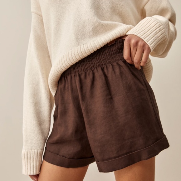 Reformation Brown Elastic Waist Nashville Linen Shorts - Picture 4 of 7